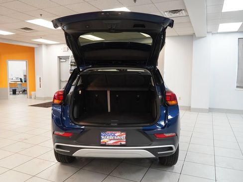 Used 2022 Buick Encore GX Select AWD/4WD image 9