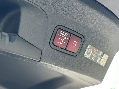 Certified 2025 Mercedes-Benz GLE 63 AMG S w/ Driver Assistance Package image 25