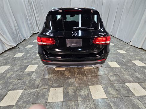 Used 2019 Mercedes-Benz GLC 300 4MATIC image 5