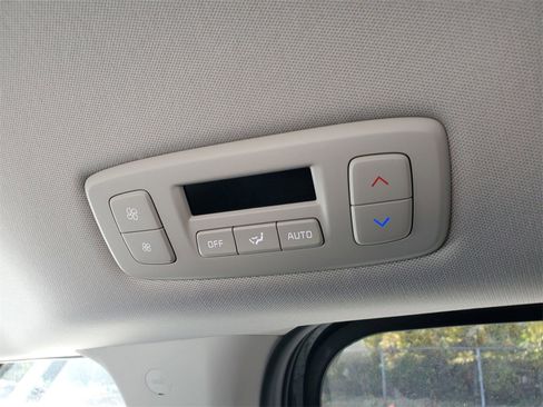 New 2026 Kia Carnival image 32