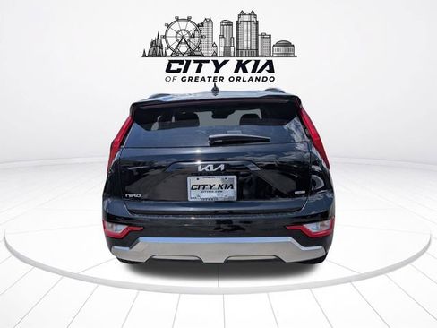 Used 2025 Kia Niro EX Touring FWD image 4