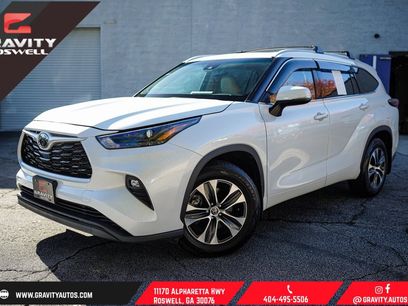 Used 2022 Toyota Highlander XLE