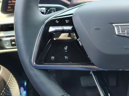 New 2025 Cadillac Lyriq Sport image 19