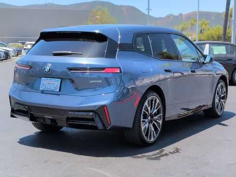 Used 2026 BMW iX xDrive60 w/ M Sport Package AWD/4WD image 10