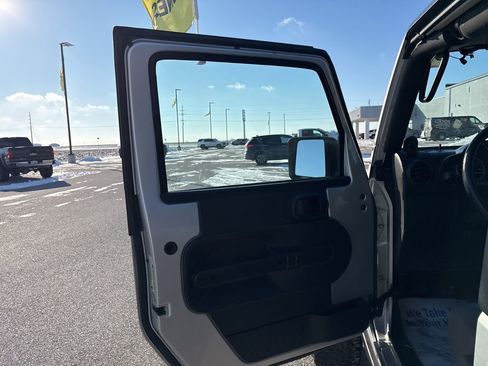 Used 2008 Jeep Wrangler Rubicon w/ PWR Convenience Group image 18