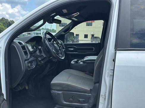 Used 2024 RAM 2500 Big Horn AWD/4WD image 10
