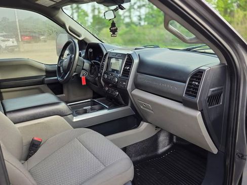 Used 2022 Ford F250 XLT w/ XLT Value Package AWD/4WD image 15