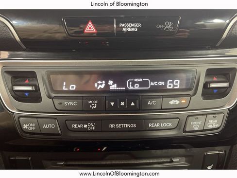 Used 2019 Honda Pilot Touring image 27