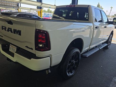 Used 2025 RAM 2500 Big Horn AWD/4WD image 4