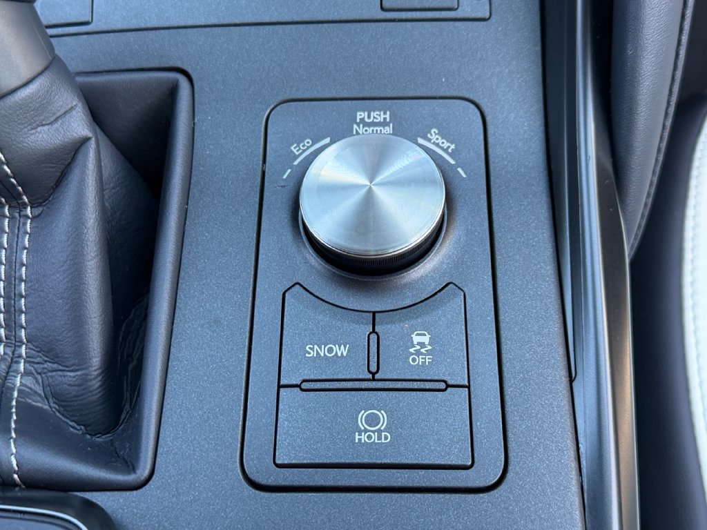 Certified 2025 Lexus IS 350 F Sport w/ Navigation Package AWD/4WD image 31