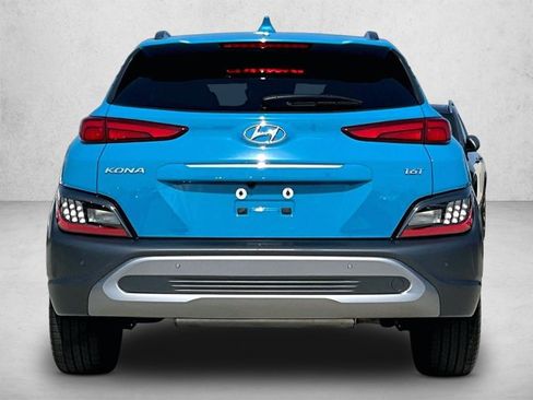 Used 2022 Hyundai Kona Limited FWD image 4
