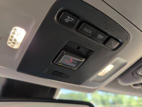 Used 2023 Toyota Camry XLE FWD image 22
