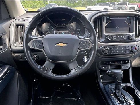 Used 2016 Chevrolet Colorado Z71 AWD/4WD image 11