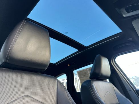 Used 2024 BMW X1 xDrive28i w/ Convenience Package AWD/4WD image 19