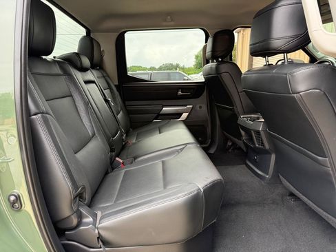 Used 2022 Toyota Tundra SR5 w/ SR5 Premium Package AWD/4WD image 21