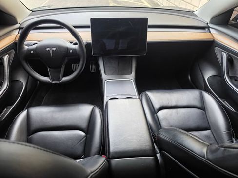 Used 2021 Tesla Model 3 Performance AWD/4WD image 2