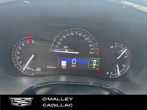 Used 2017 Cadillac XT5 Luxury w/ Driver Awareness Package image 20