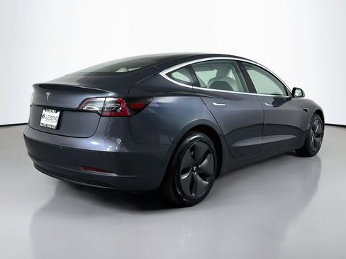 Used 2019 Tesla Model 3 Standard Range RWD image 5