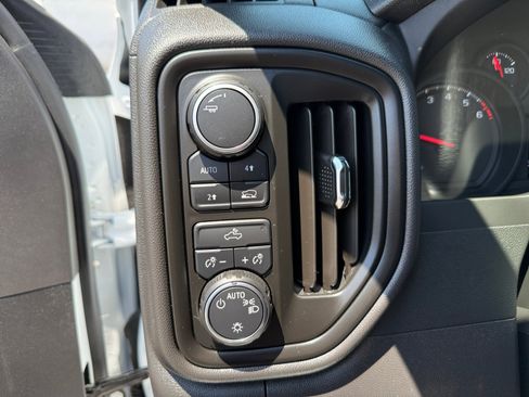New 2025 Chevrolet Silverado 1500 W/T w/ WT Value Package image 31