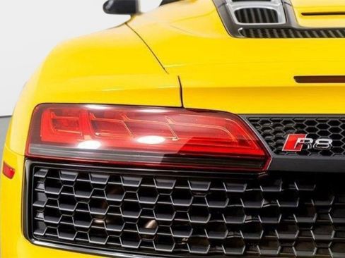 Used 2023 Audi R8 V10 performance image 21