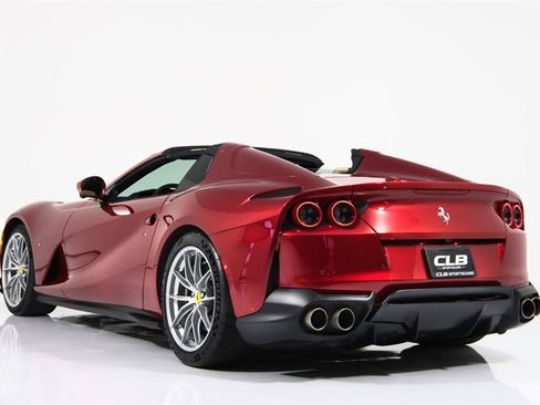 Used 2021 Ferrari 812 GTS RWD image 11