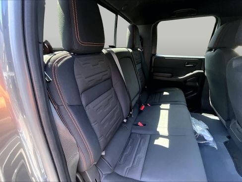 Used 2026 Nissan Frontier PRO-4X AWD/4WD image 20