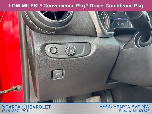 Used 2024 Chevrolet Blazer LT w/ Convenience Package FWD image 16