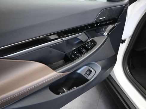 Certified 2026 BMW 530i RWD image 11
