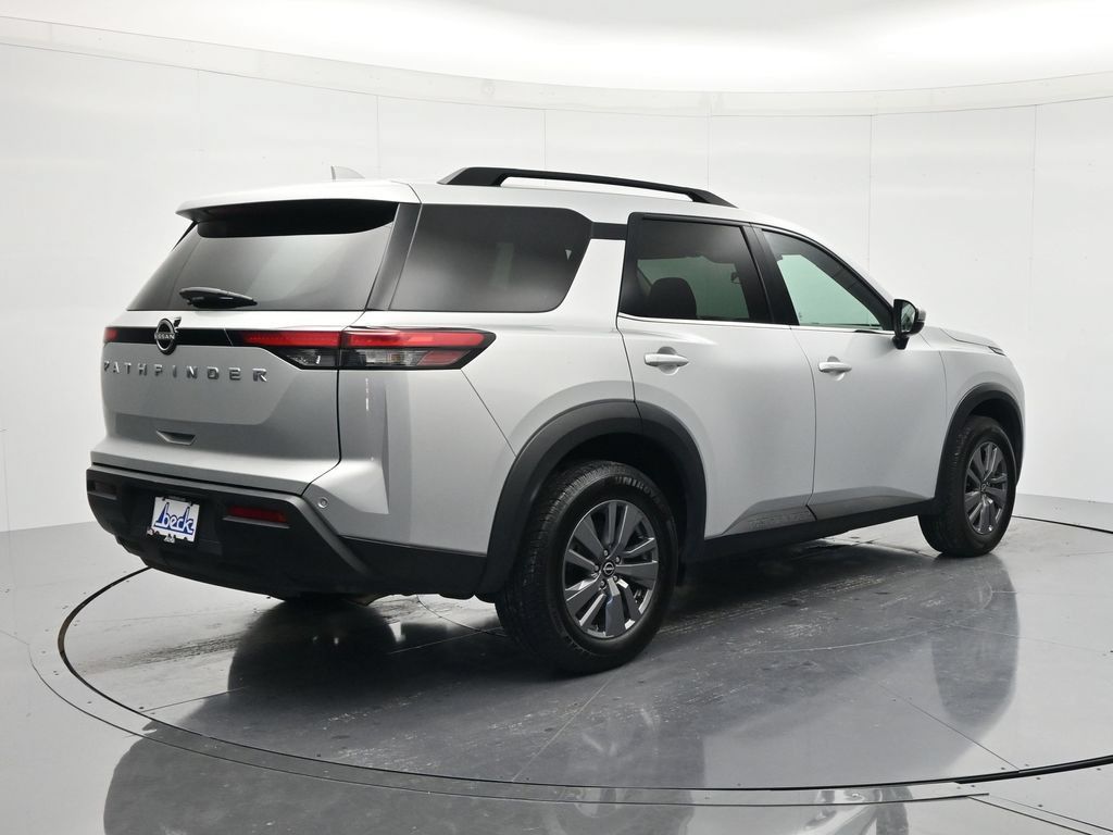 Used 2025 Nissan Pathfinder SV FWD image 5