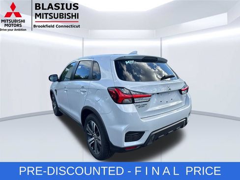 Used 2025 Mitsubishi Outlander Sport SE AWD/4WD image 12