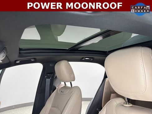 Used 2025 Cadillac XT4 Premium Luxury w/ Technology Package image 2