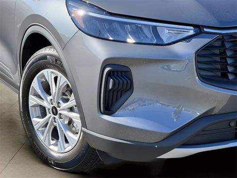 New 2026 Ford Escape Active image 40