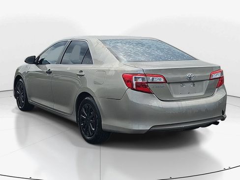 Used 2013 Toyota Camry FWD image 8