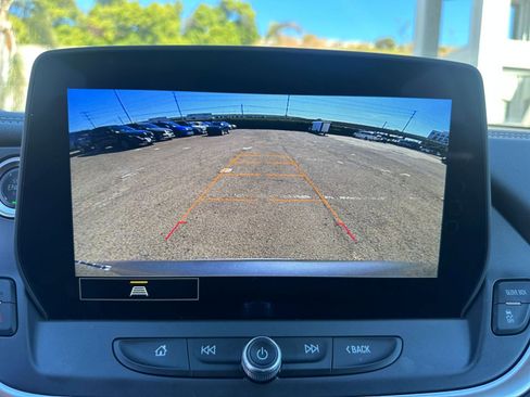 Used 2025 Chevrolet Blazer LT image 17