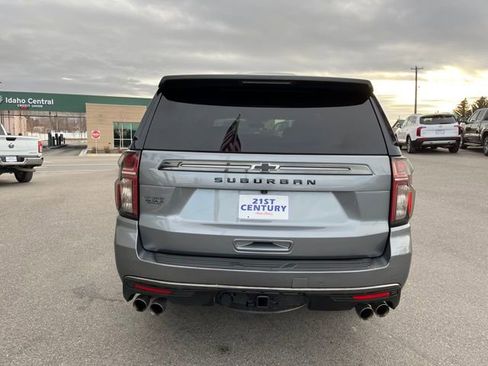 Used 2022 Chevrolet Suburban Z71 w/ Off-Road Capability Package AWD/4WD image 13
