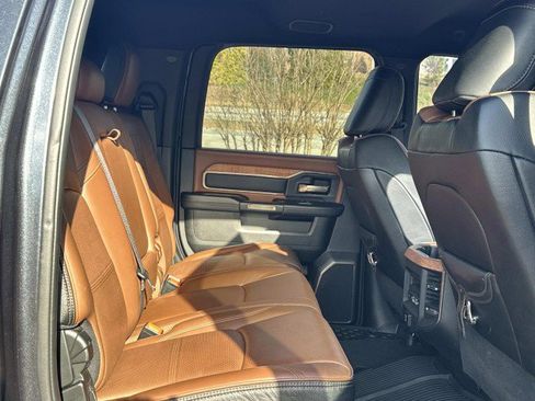 Used 2022 RAM 2500 Limited image 15