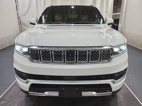 Used 2022 Jeep Grand Wagoneer Series III image 8
