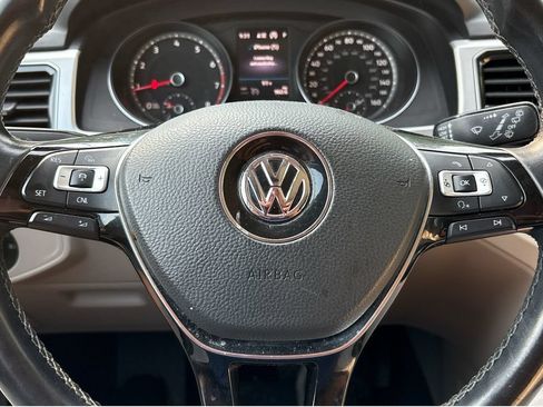 Used 2018 Volkswagen Atlas SEL AWD/4WD image 5