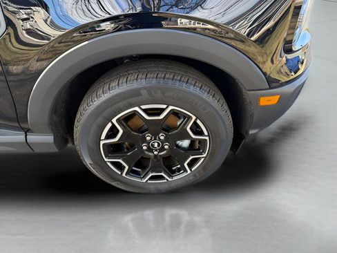Certified 2025 Ford Bronco Sport Outer Banks w/ Outer Banks Tech Package+ AWD/4WD image 30