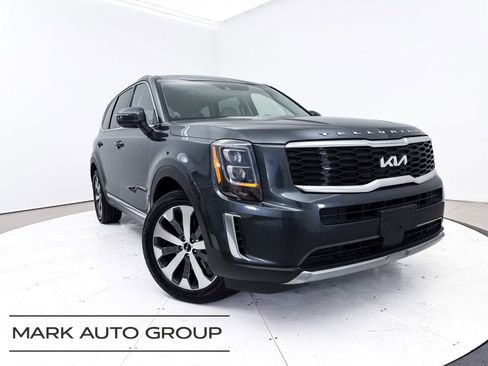 Used 2022 Kia Telluride EX w/ EX Premium Package FWD image 1