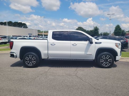 Used 2021 GMC Sierra 1500 AT4 AWD/4WD image 2