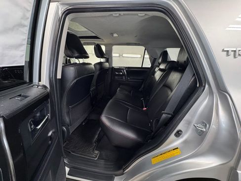 Used 2020 Toyota 4Runner TRD Off-Road Premium w/ Moonroof Package AWD/4WD image 19