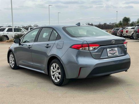 Used 2024 Toyota Corolla LE image 5