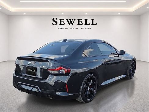 Used 2026 BMW 230i Coupe RWD image 4