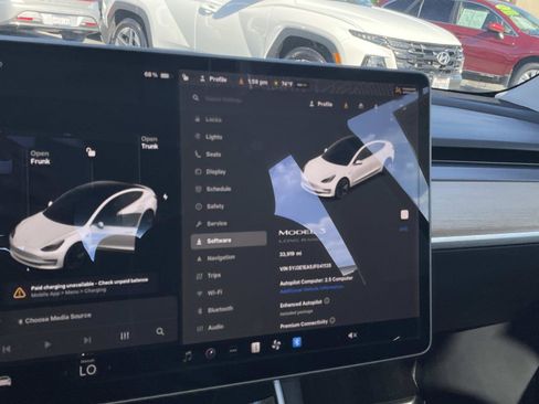 Used 2018 Tesla Model 3 Long Range image 14