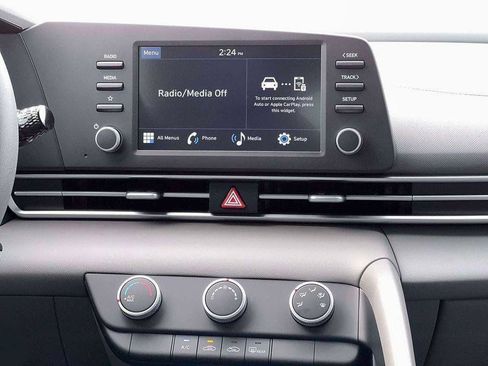 New 2026 Hyundai Elantra SE FWD image 19