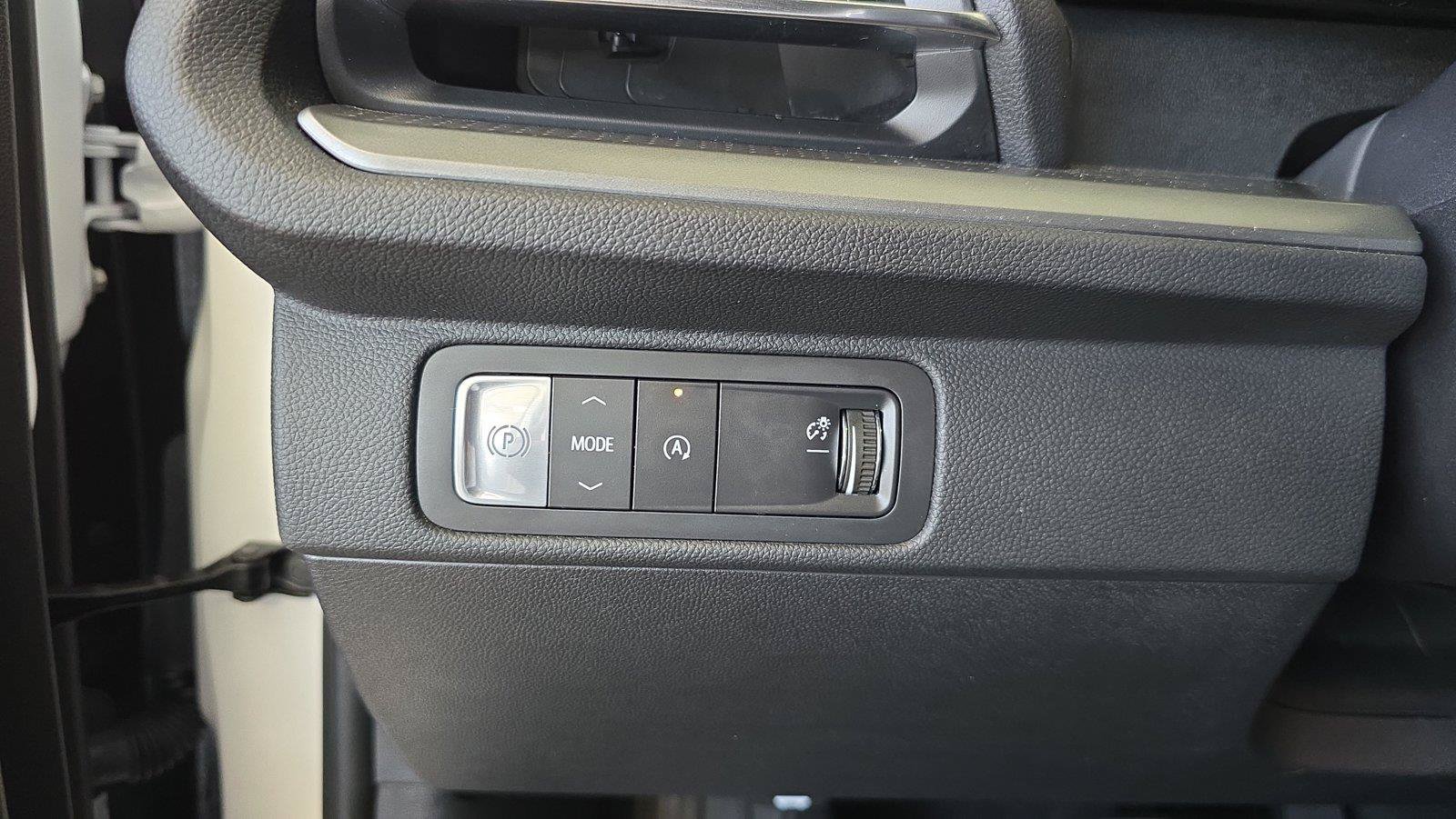 Used 2026 Chevrolet Traverse LT w/ Driver Confidence Package FWD image 26