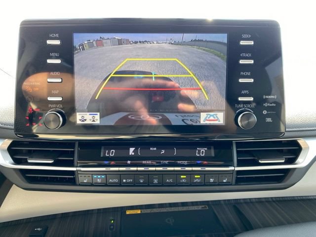 Certified 2024 Toyota Sienna Limited AWD/4WD image 10