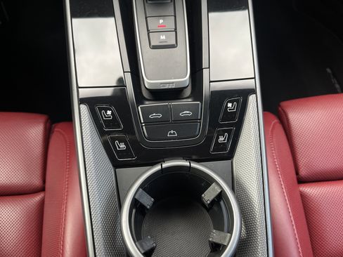 Certified 2022 Porsche 911 Carrera image 32