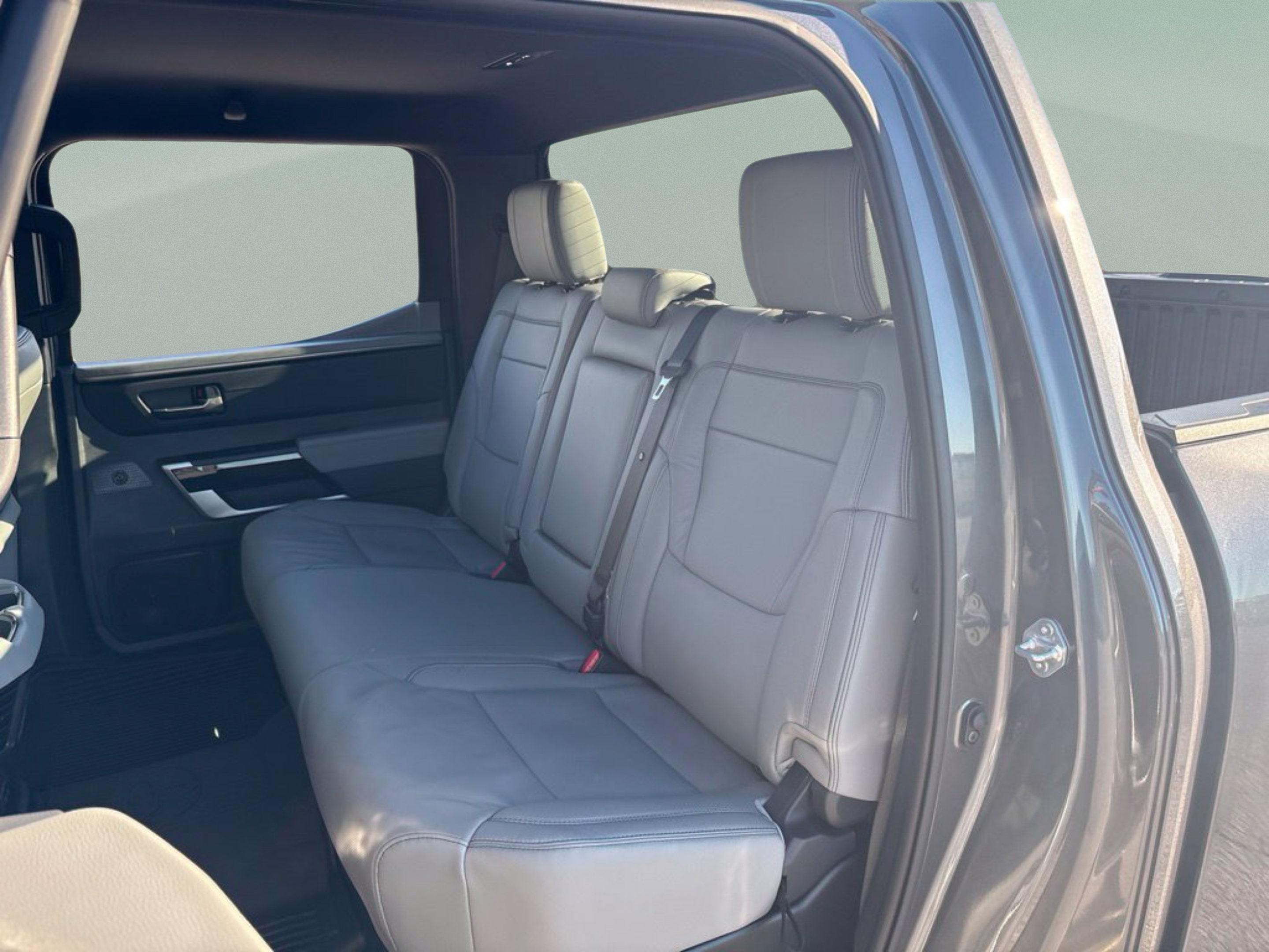 Used 2026 Toyota Tundra Limited AWD/4WD image 19